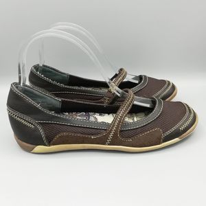 Mudd Floral Brown Leather Mary Janes Flats - Women's 8.5
